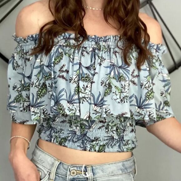 Tiare Hawaii Off Shoulder Floral Blue Smocked Crop Top O/S - Picture 1 of 8